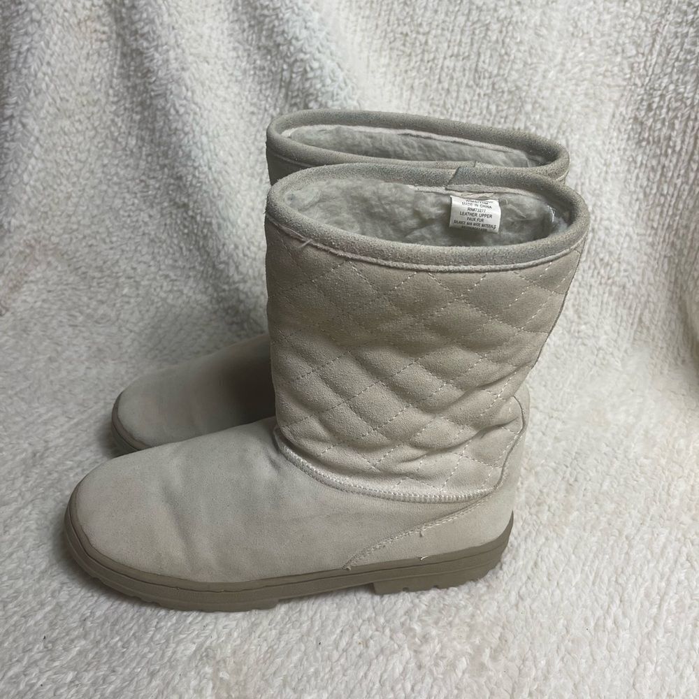 So wear it Declare it leather suede Quilted Beige Boots faux fur lining SZ11M